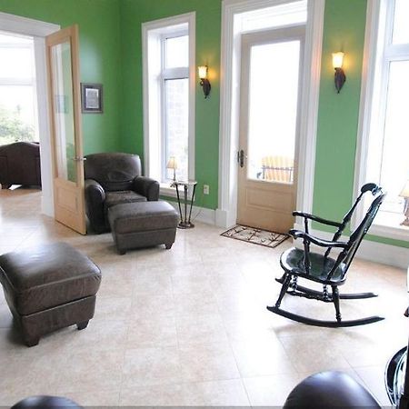 Cliffside Bed & Breakfast Culloden Екстериор снимка