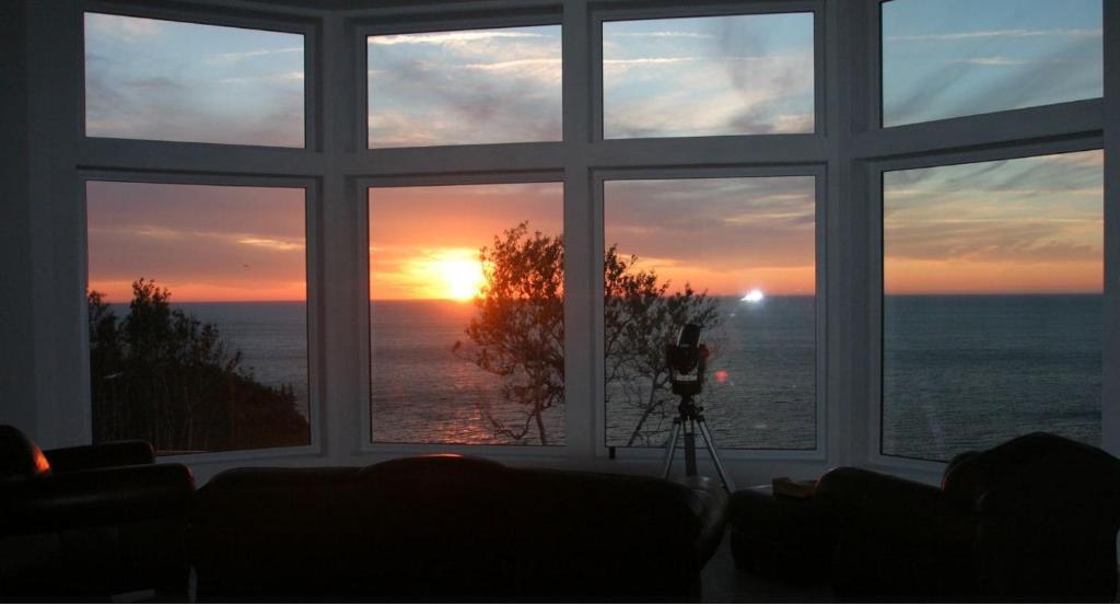 Cliffside Bed & Breakfast Culloden Екстериор снимка